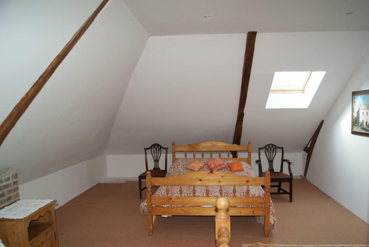 Country House - Spacious And Tranquil Bailly-en-Riviere Exterior photo